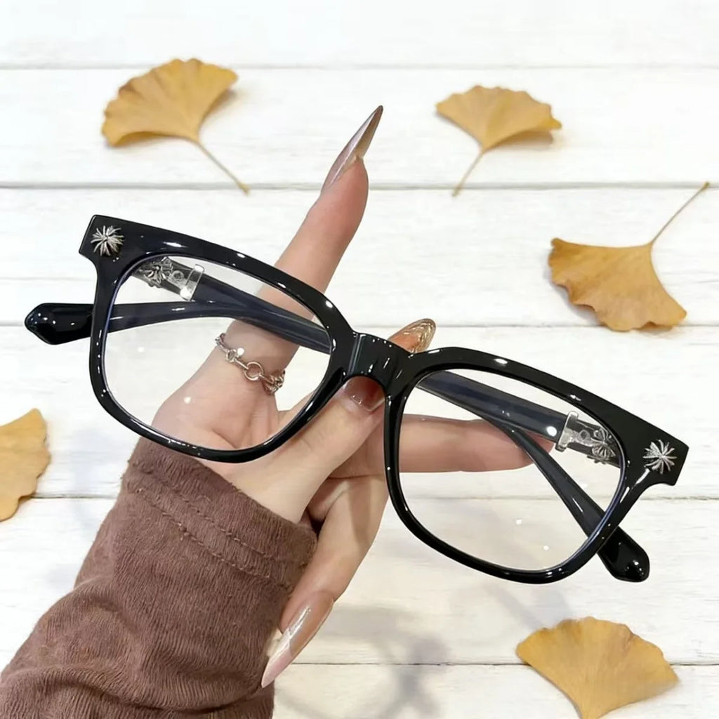 VYXEN CLASSIC — JET BLACK/SILVER TRIM